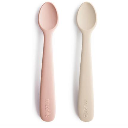 mushie-babylöffel-kinderlöffel-bpa-frei-silikon-blush/sand