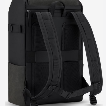 kapten-and-son-rucksack-bali-all-black-by-Mariefeandjakesnow 7