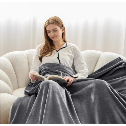 wavve-fleecedecke-220x240-grau-wohndecke 3